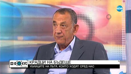 изображение на Криминалист: Недопустимо е автомобилите от тежката катастрофа в София да стоят на улицата