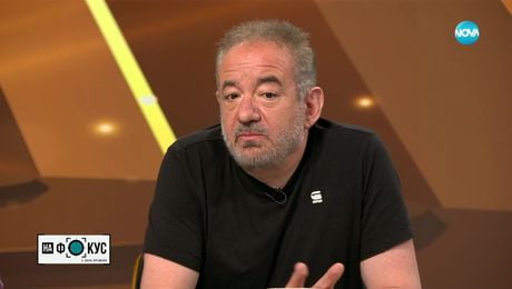 изображение на ПЪТЯТ КЪМ УСПЕХА: Как Стефан Командарев плени журито в Карлови Вари с "Уроците на Блага"