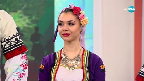 изображение на Ансамбъл „Чинари“: С концерт на 20 декември в НДК - „На кафе“ (06.12.2024)