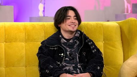 изображение на На кафе | 12 февруари 2026