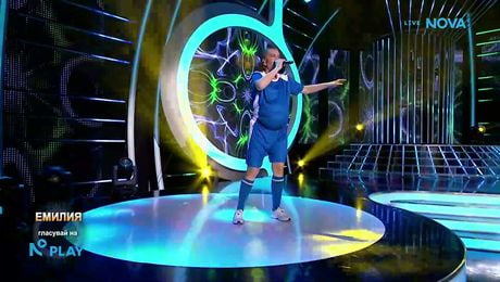 изображение на Емилия като Гацо Бацов - „Жик так” | Като две капки вода