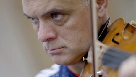 изображение на Васко и цигулката